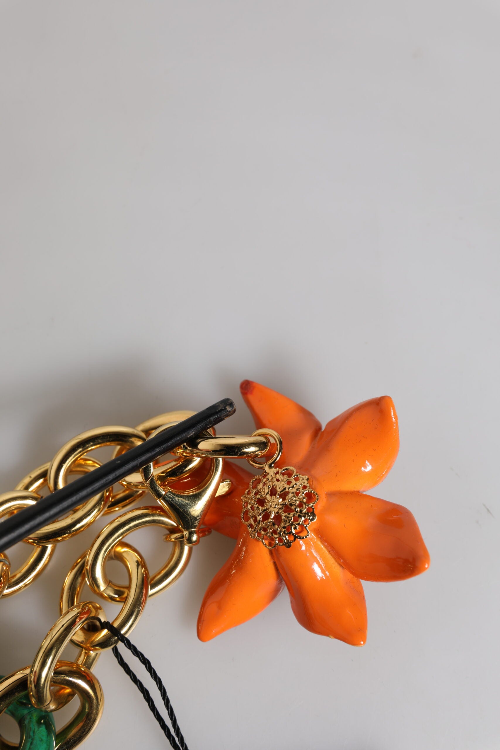 Dolce &amp; Gabbana Halsband med flerfärgat guldfärgat mässingsmönster, orange lilja och blommigt kedja