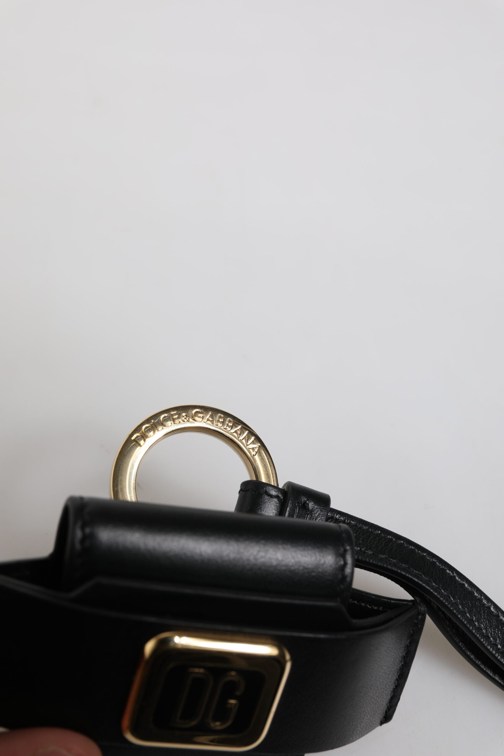 Dolce &amp; Gabbana sort læderrem Gold Metal Logo Plaque Airpods etui