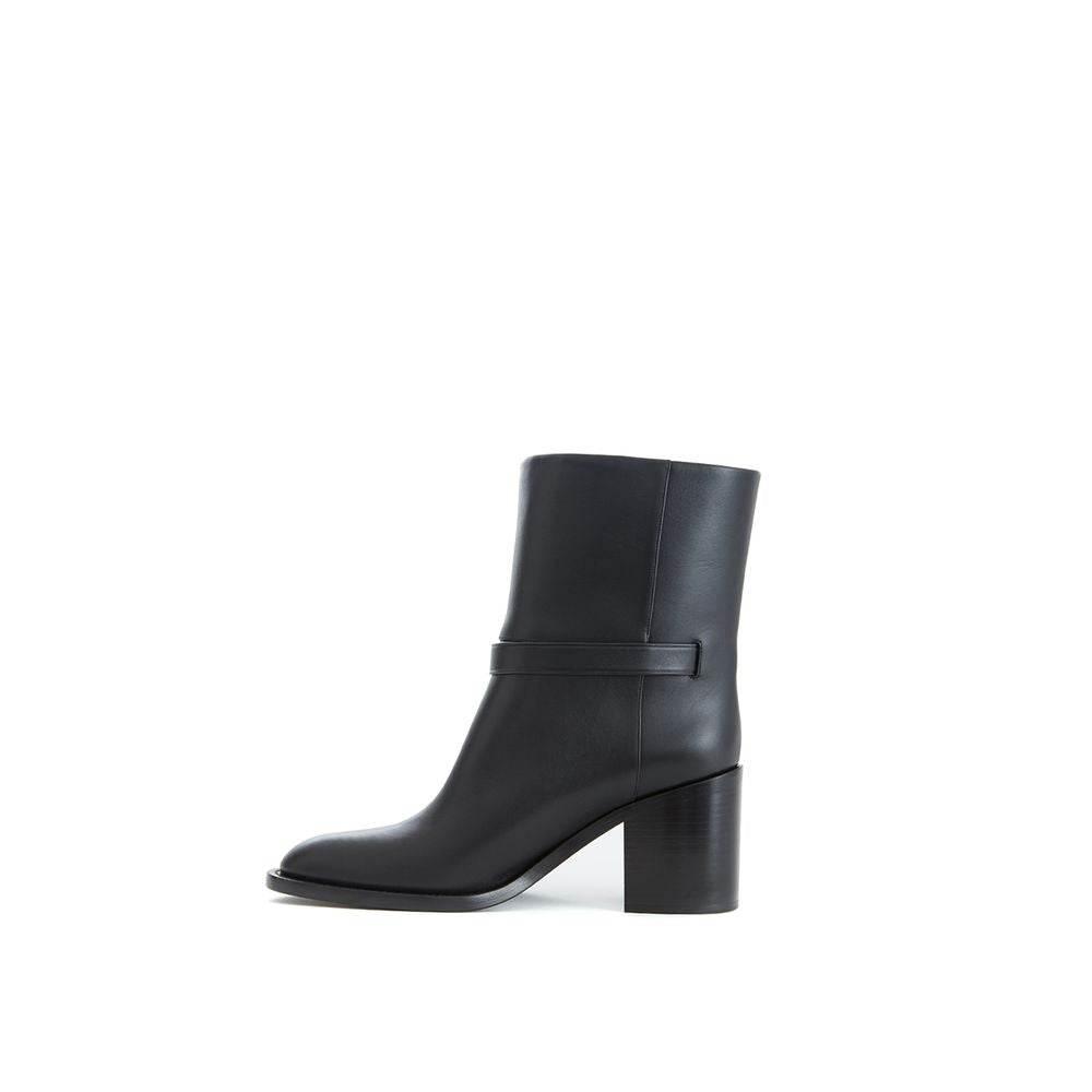 Burberry Black Leather Boot - Hilstor