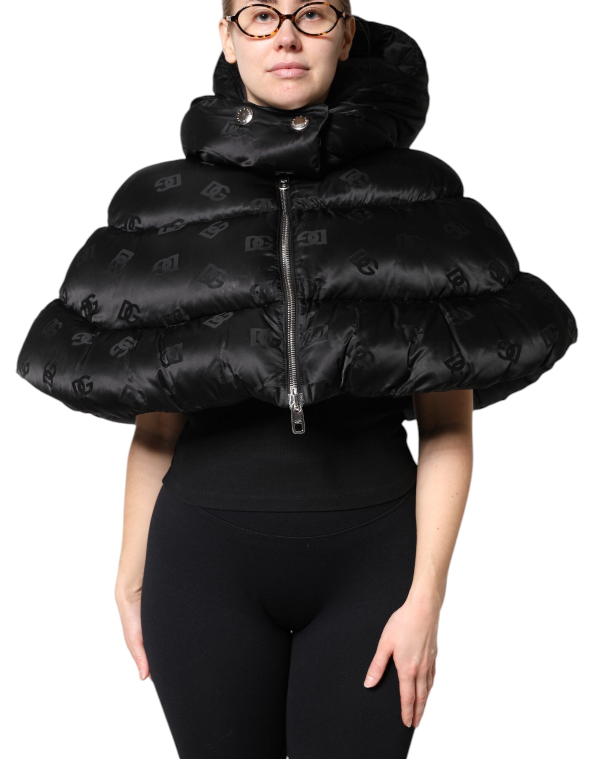 Dolce &amp; Gabbana sort polstret puffer hættejakke med fuld lynlås