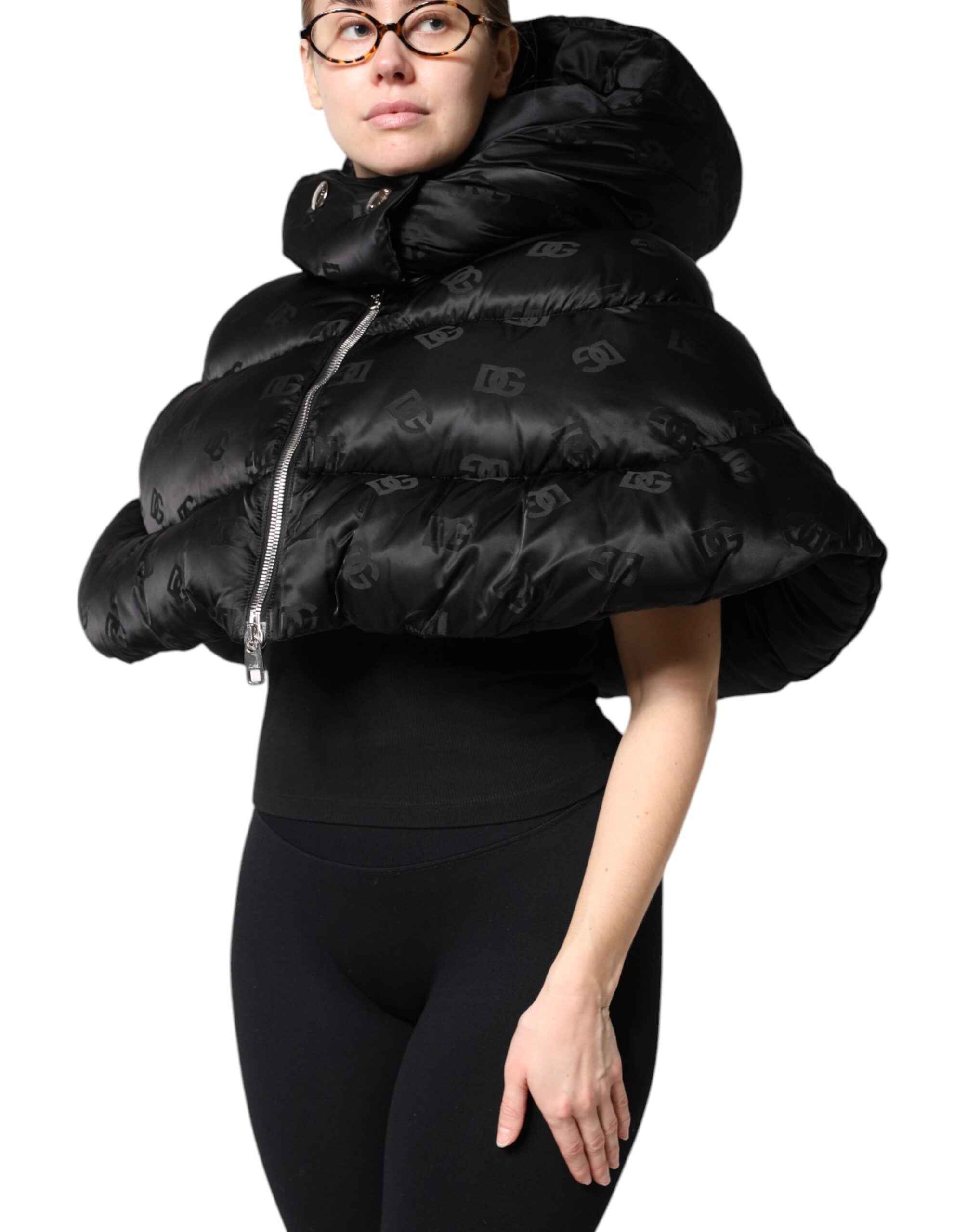 Dolce &amp; Gabbana sort polstret puffer hættejakke med fuld lynlås