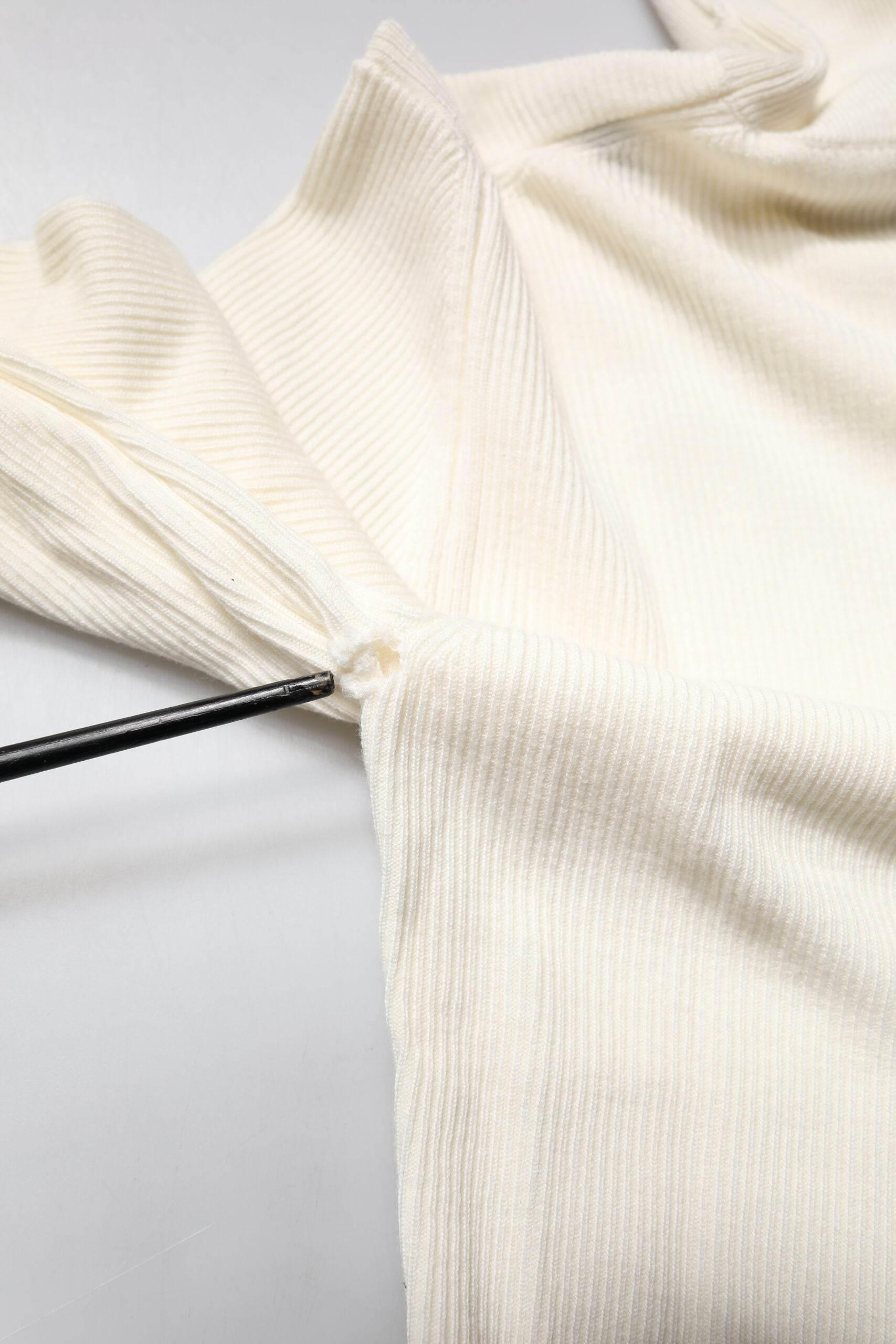 Dolce & Gabbana Cream Long Sleeves Turtleneck Slim Sweater - Hilstor
