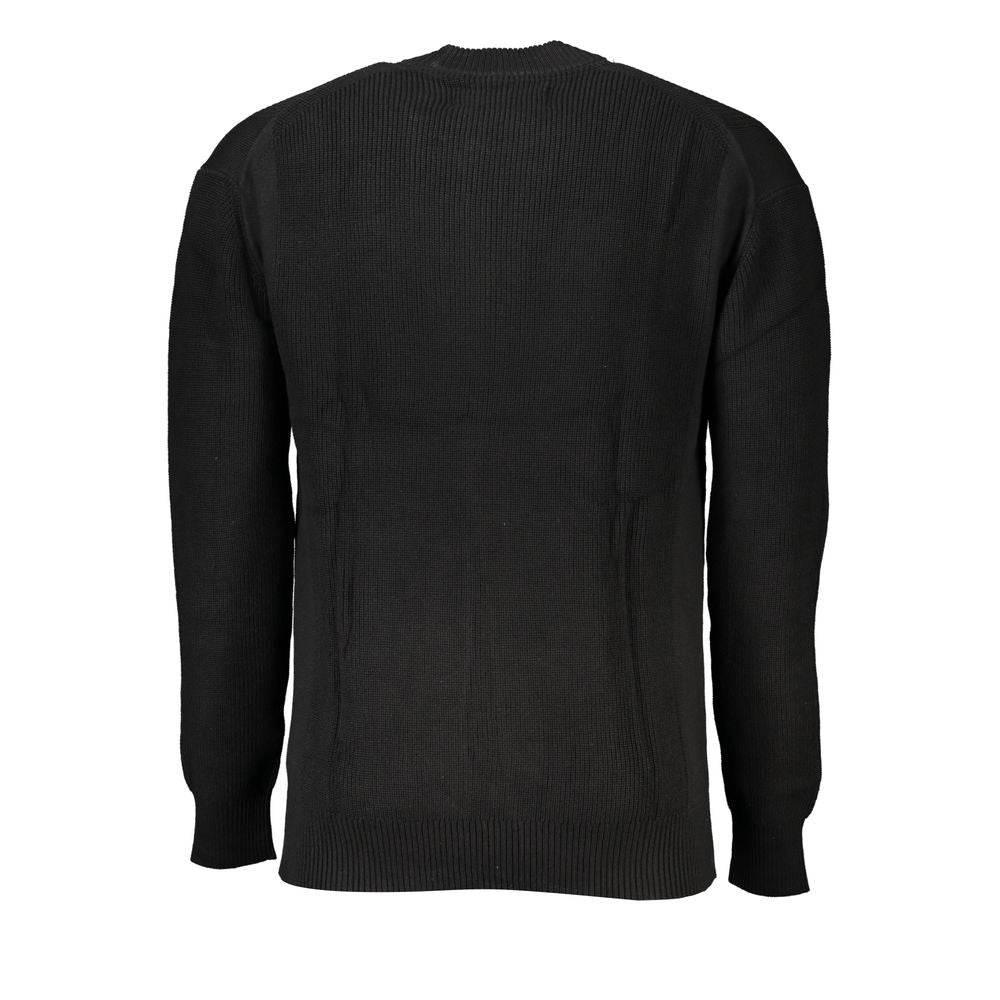 Calvin Klein Sleek Cotton Crew Neck Sweater with Contrast Details - Hilstor