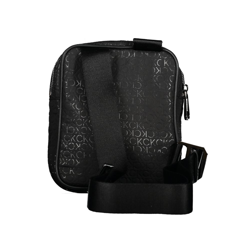 Calvin Klein elegant urban skuldertaske med kontrastdetaljer