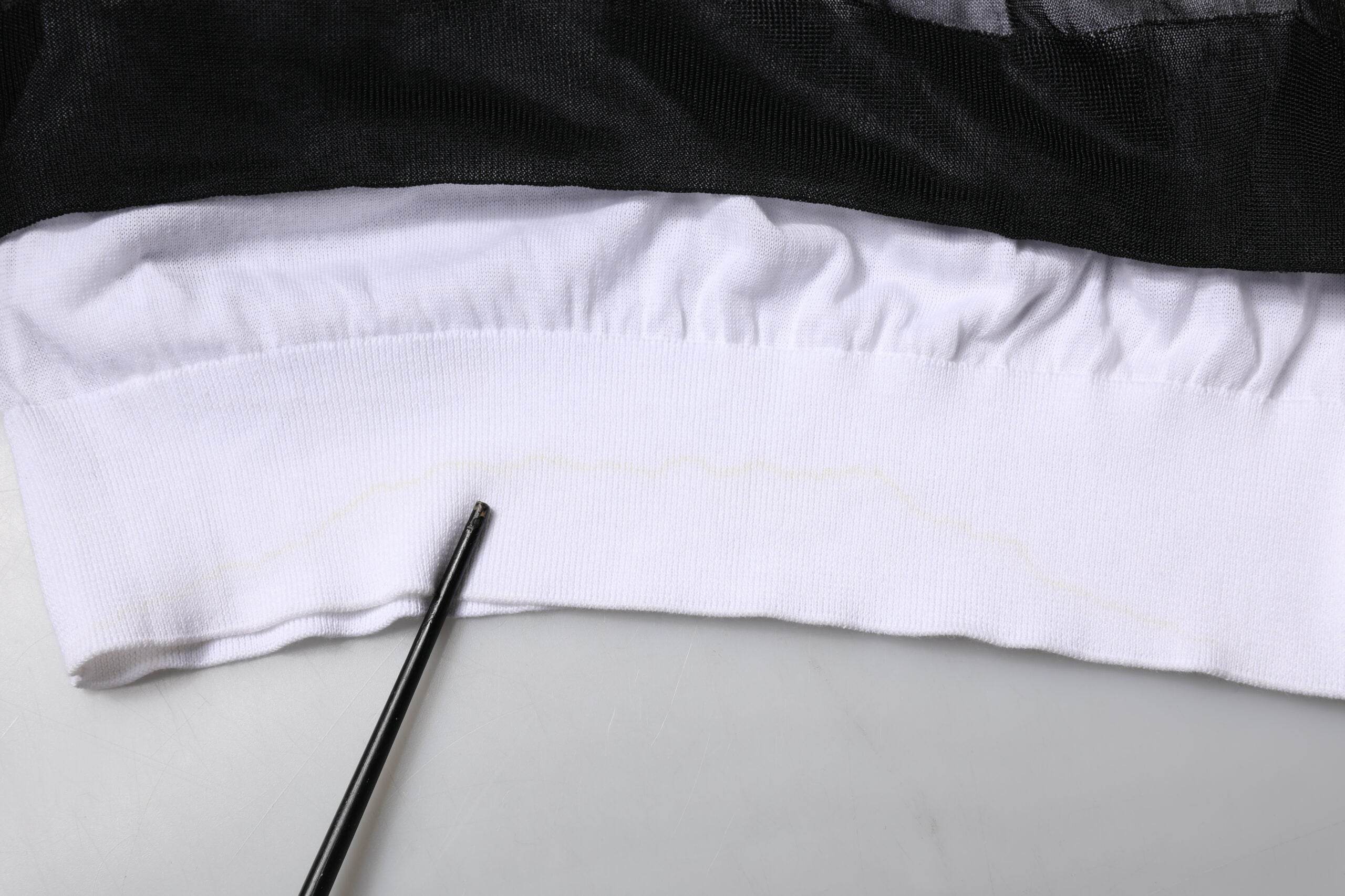 Dolce & Gabbana Black White Logo Knitted Pullover Sweater - Hilstor