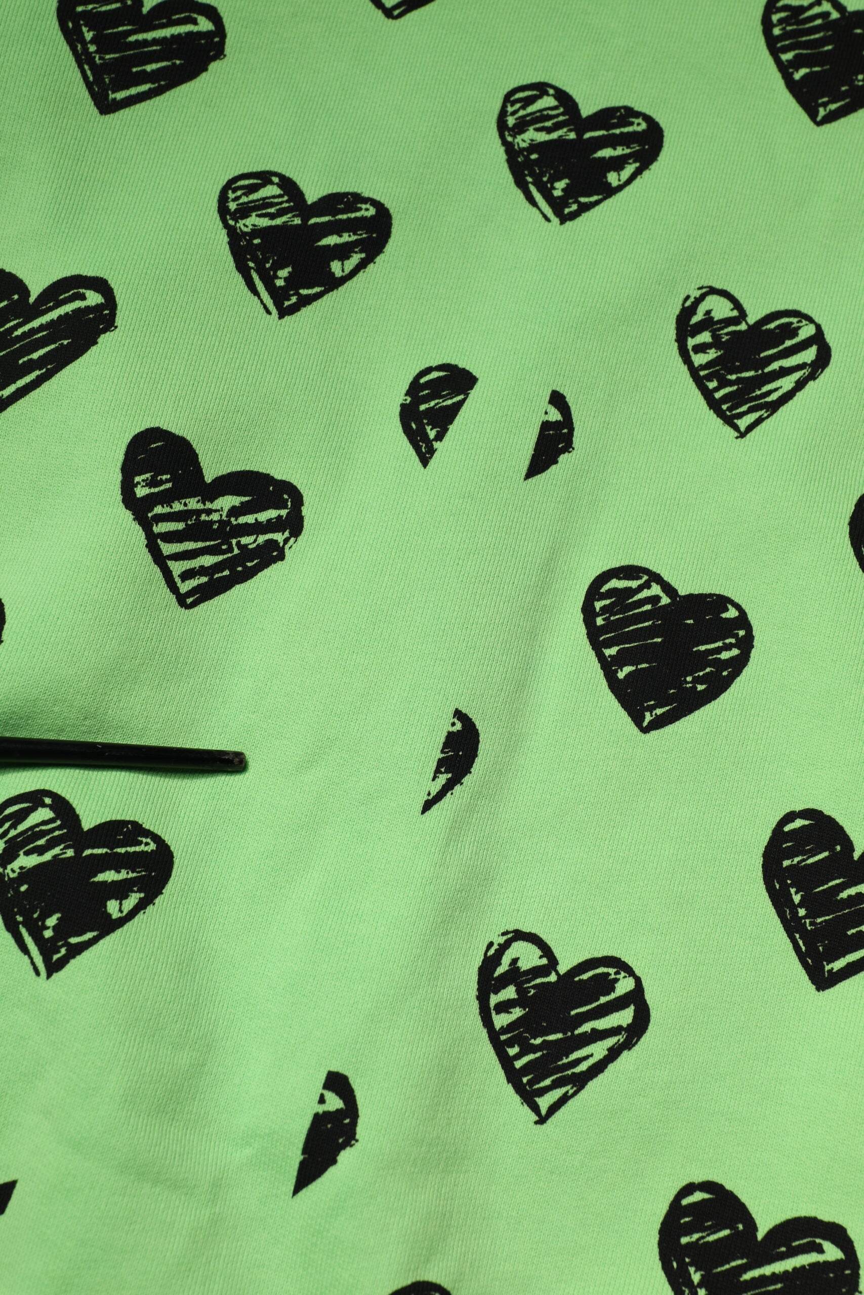 Dolce & Gabbana Green Heart Print Crew Neck Pullover Sweater - Hilstor