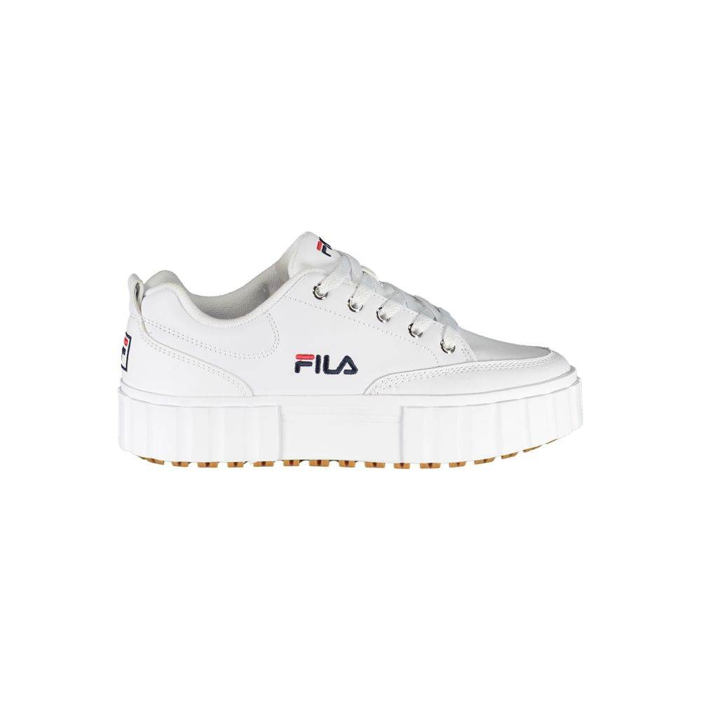 Fila Chic White Wedge Sneakers with Embroidered Detail - Hilstor