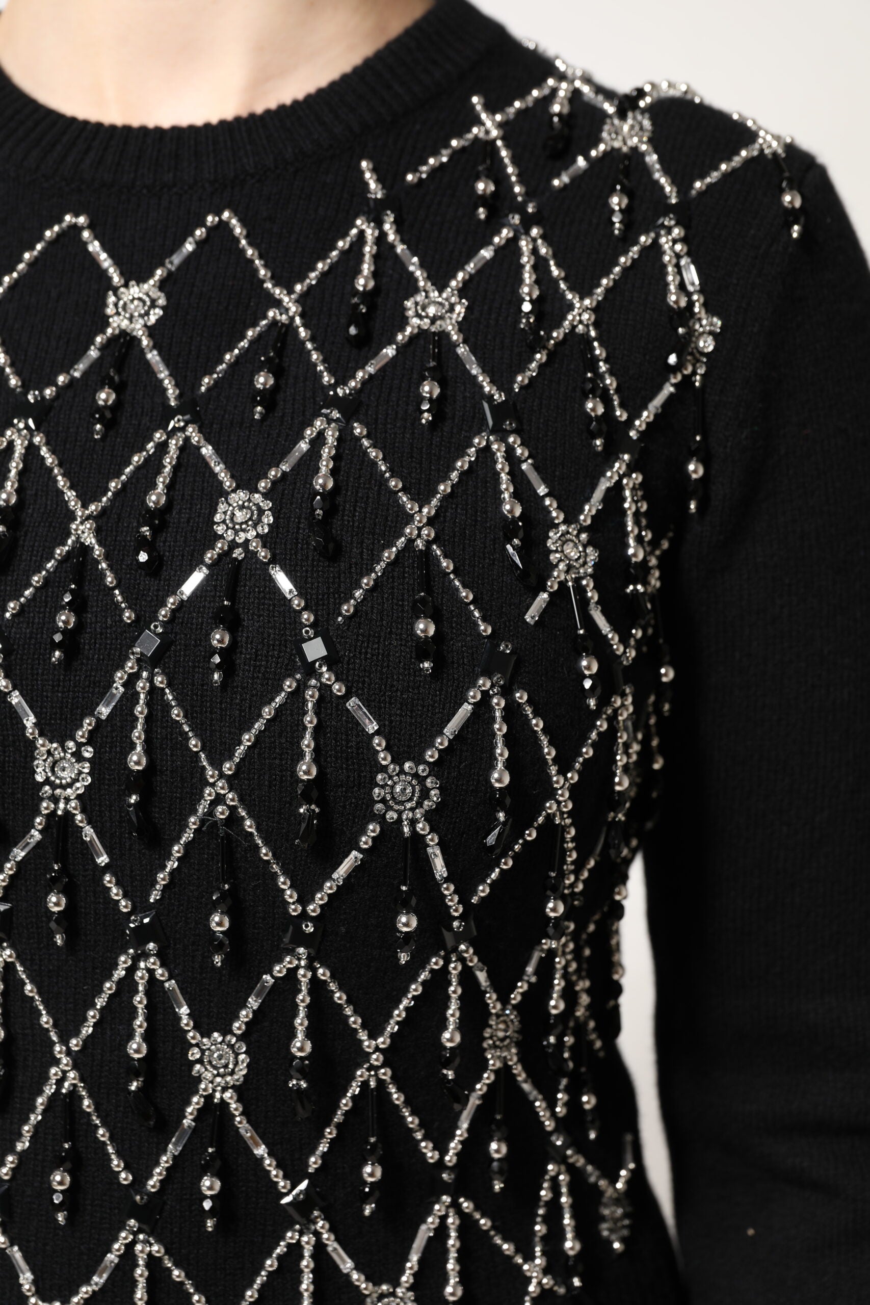 Dolce &amp; Gabbana Sort Cashmere Udsmykket Top Med Lange Ærmer