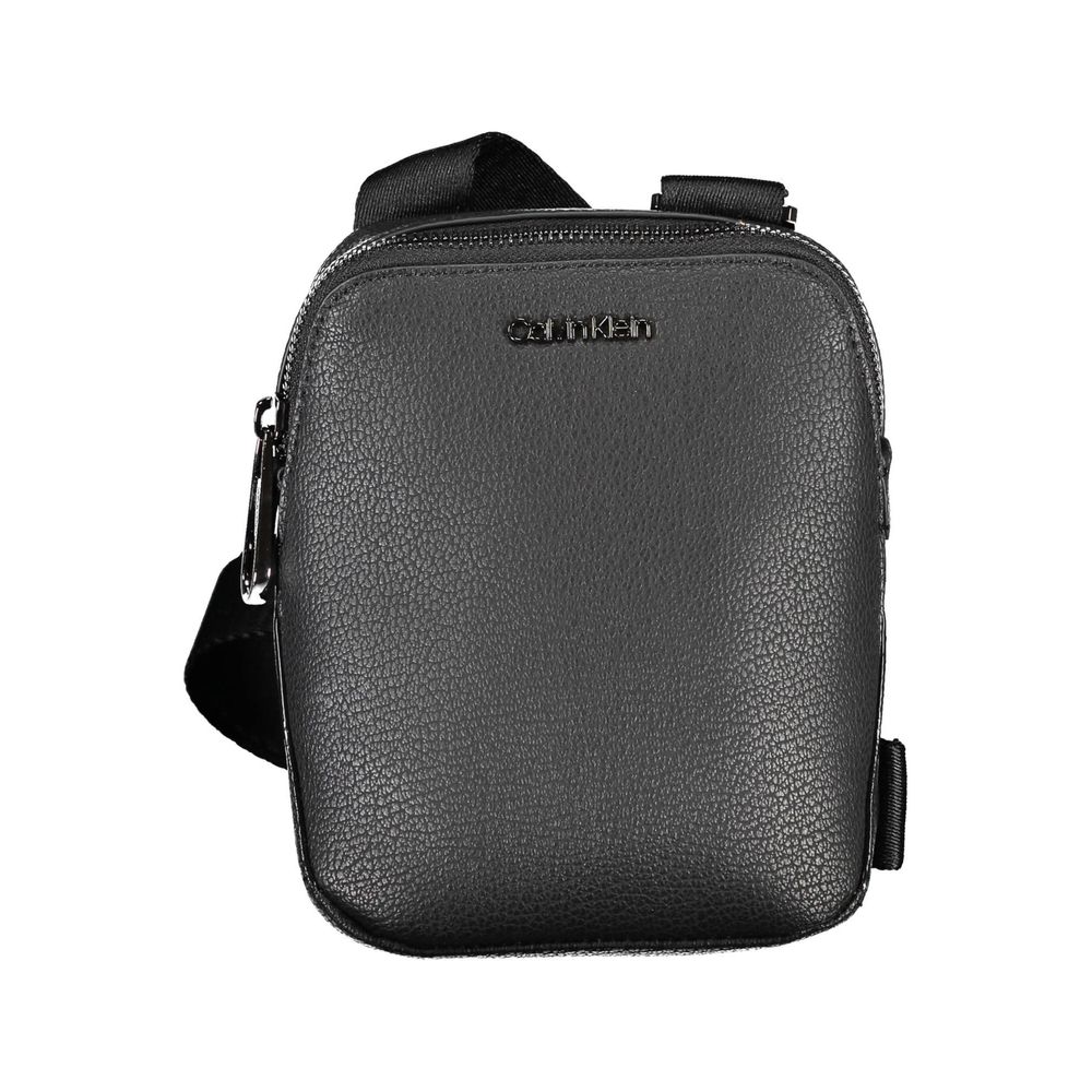 Calvin Klein elegant sort skuldertaske med logodetaljer