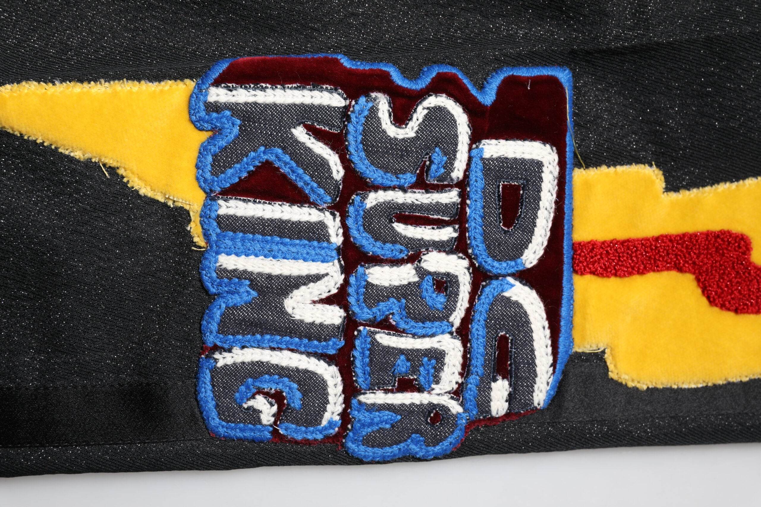 Dolce & Gabbana Black Graphic Embroidery Men Pants - Hilstor