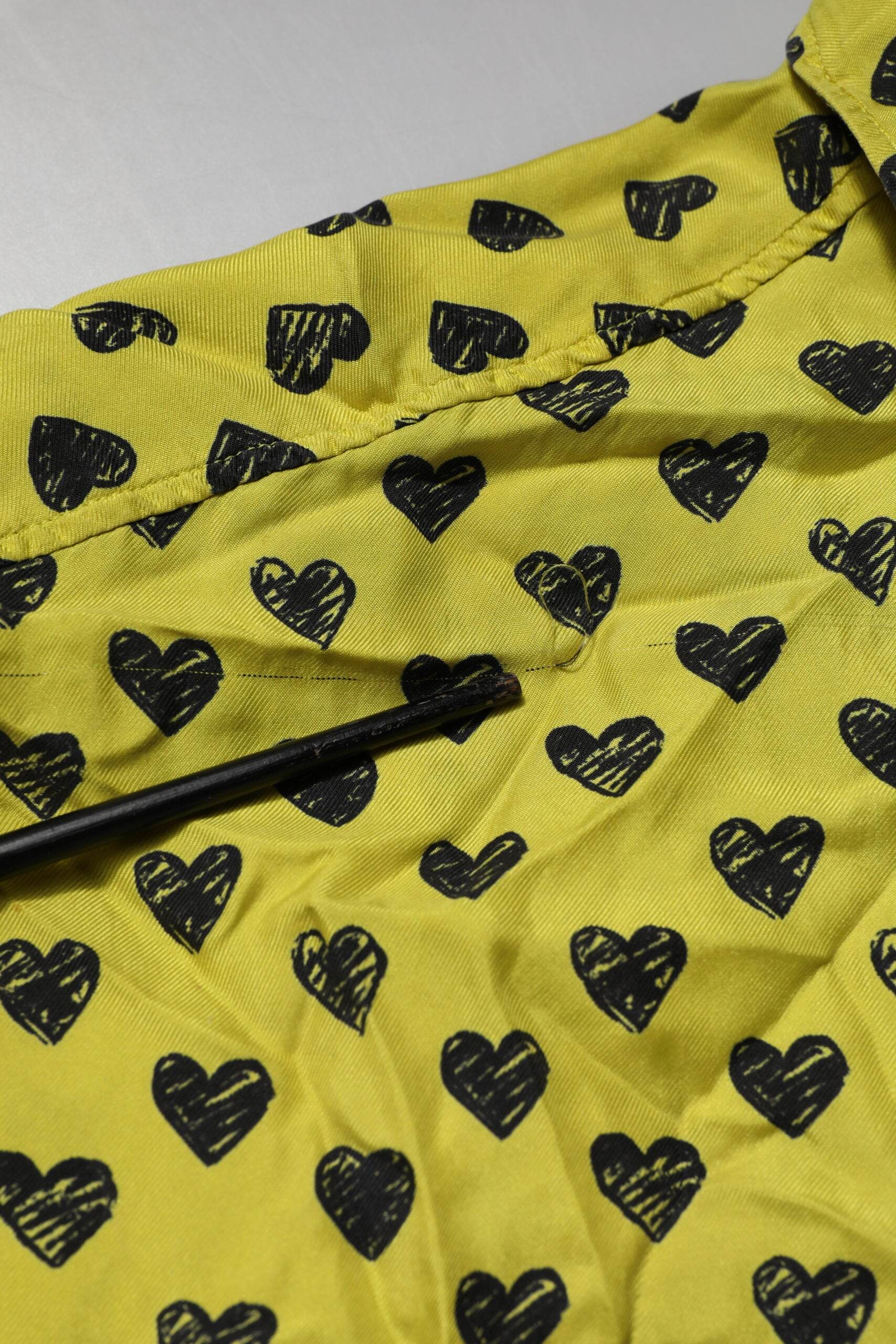 Dolce & Gabbana Yellow Heart Short Sleeves Men Casual Shirt - Hilstor