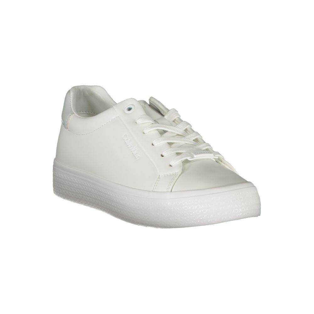 Calvin Klein Elegant White Sneakers with Contrast Detailing - Hilstor