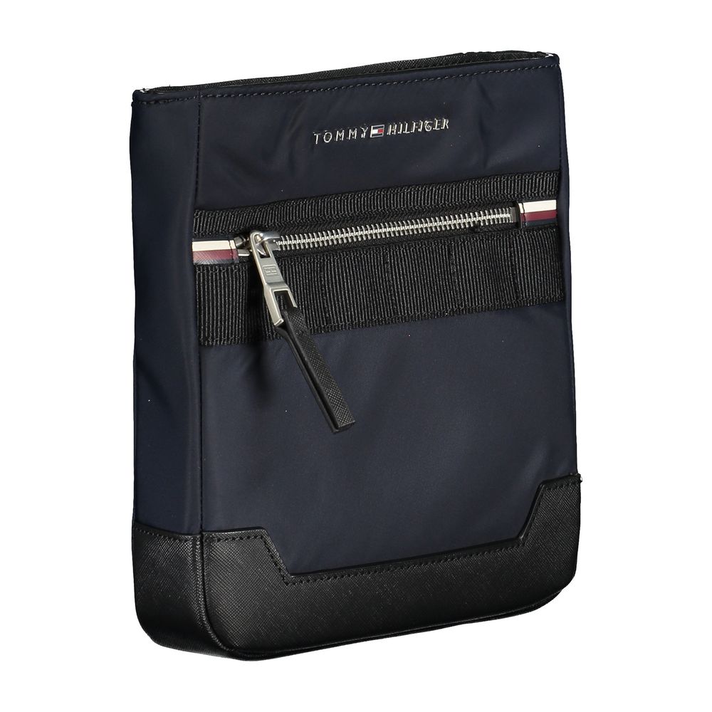 Tommy Hilfiger elegant blå skuldertaske med kontrasterende detaljer