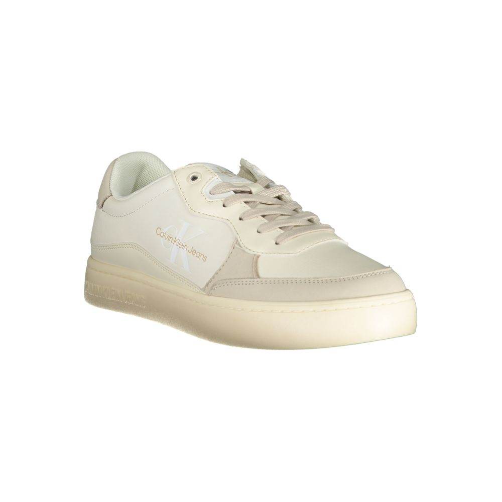 Calvin Klein Elegant White Sneakers with Contrast Accents - Hilstor