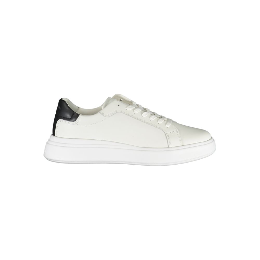 Calvin Klein elegante hvide sneakers med kontrastaccenter