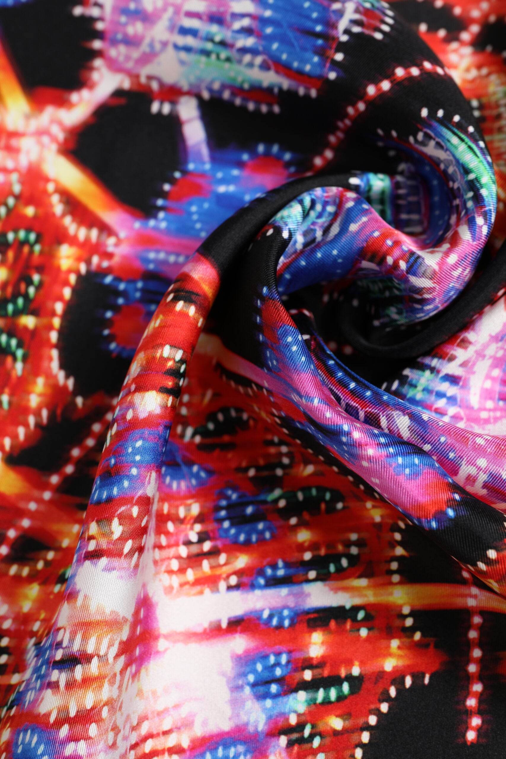 Dolce & Gabbana Black Multicolor Print Square Foulard Scarf - Hilstor