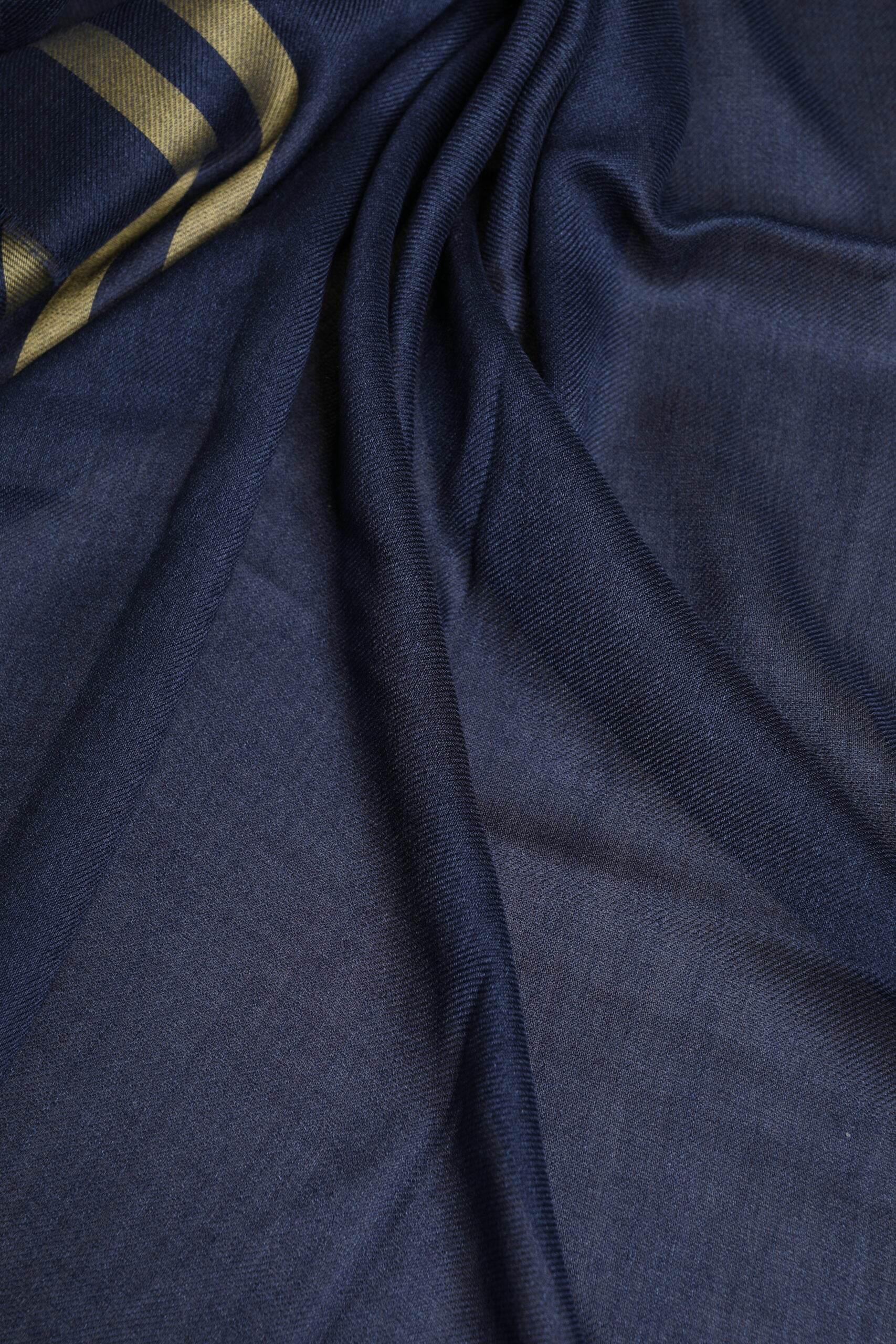 Dolce & Gabbana Blue Cashmere Neck Warmer Wrap Shawl Scarf - Hilstor