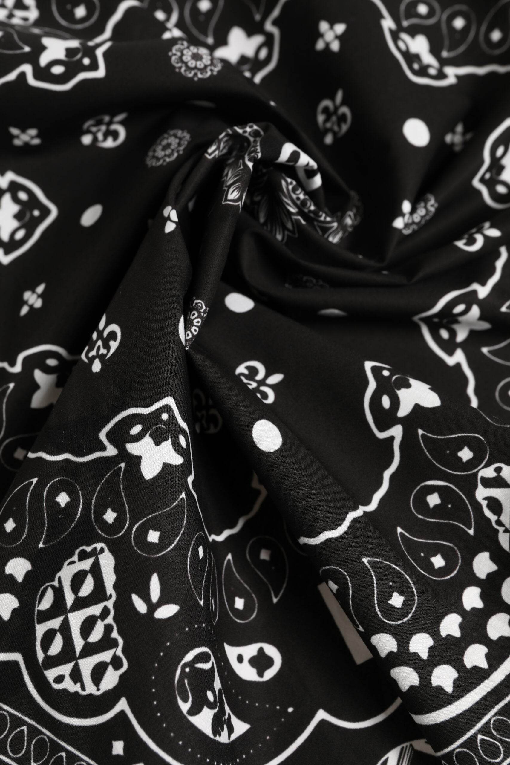 Dolce & Gabbana Black White Bandana Square Men Foulard Scarf - Hilstor