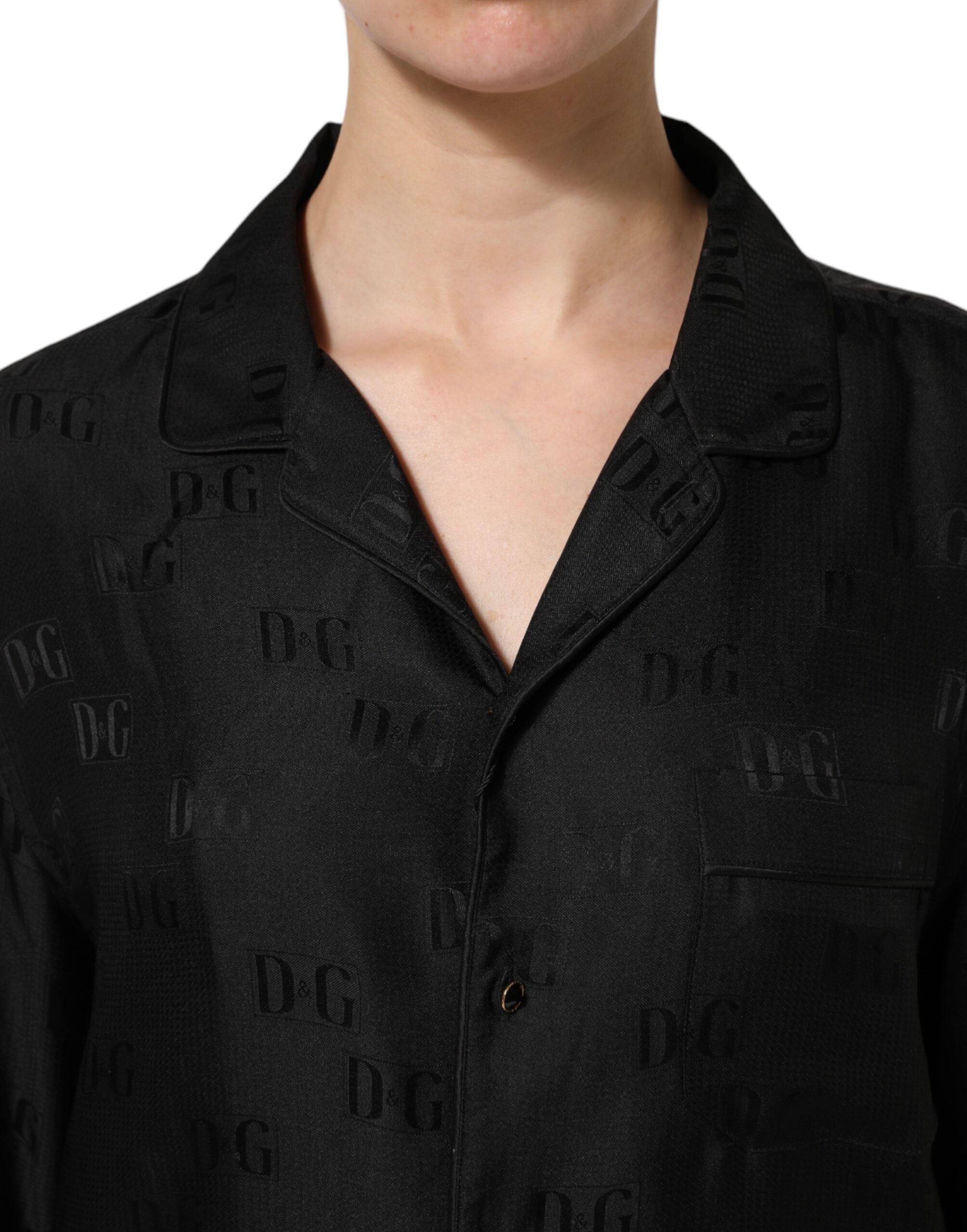 Dolce &amp; Gabbana Sort Silketop med DG Broderi og Lange Ærmer
