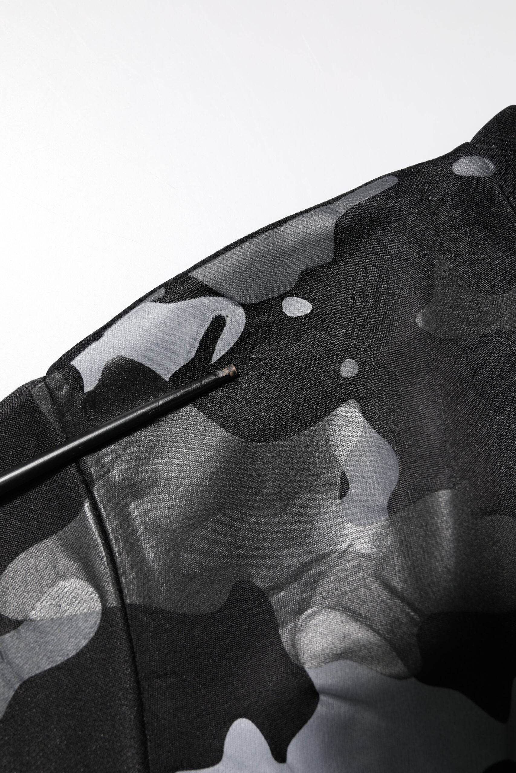 Dolce & Gabbana Black Camouflage Pullover Sweatshirt Sweater - Hilstor