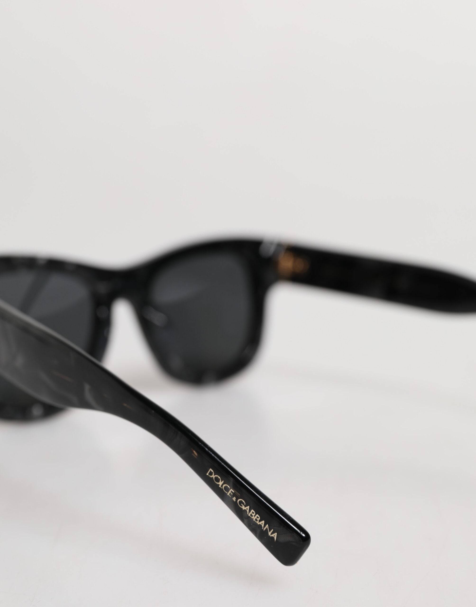 Dolce &amp; Gabbana Perlehvide Acetat Stel DG4379 Domenico Shade Solbriller
