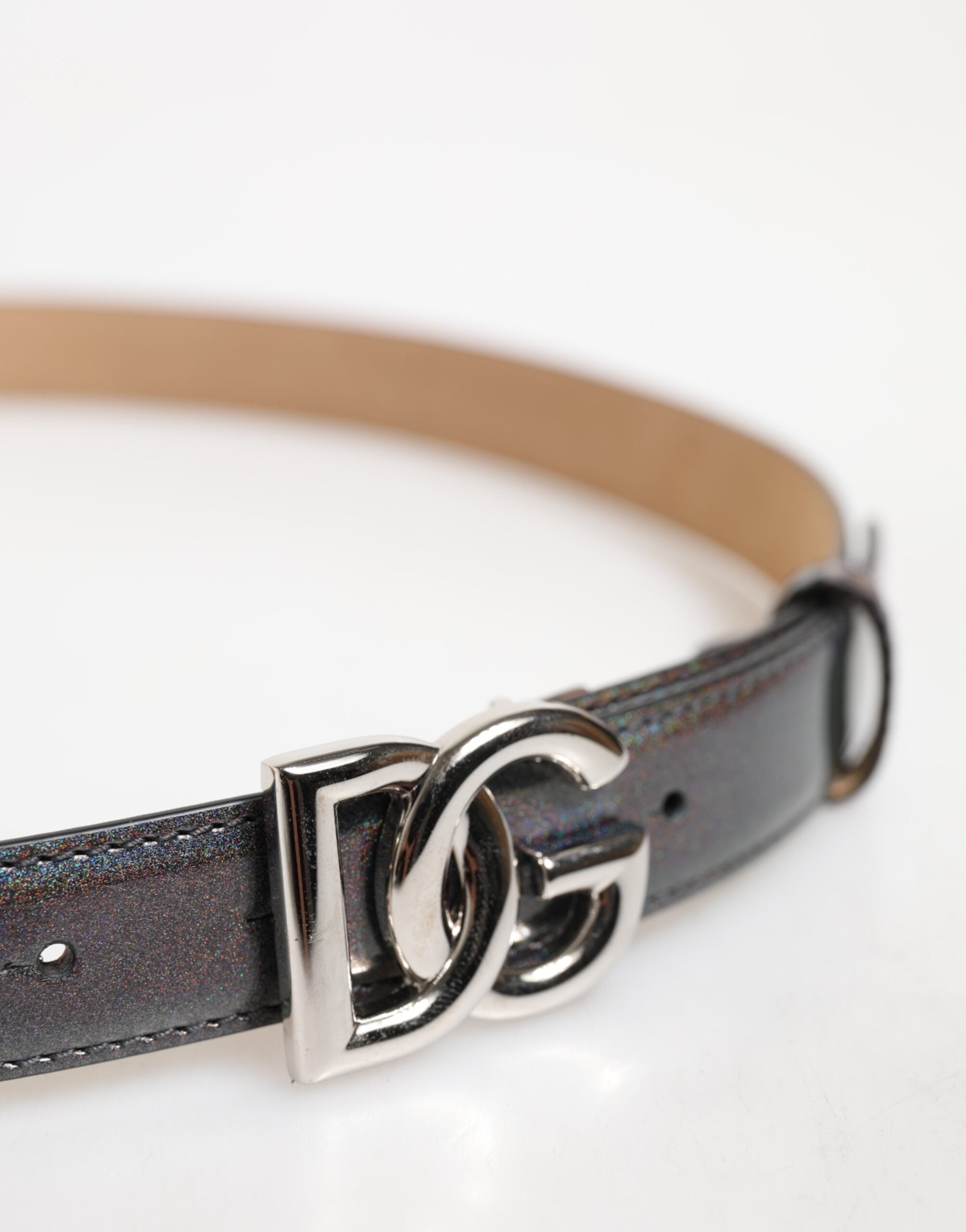 Dolce &amp; Gabbana Metallic Læderbælte med Sølvfarvet Logospænde