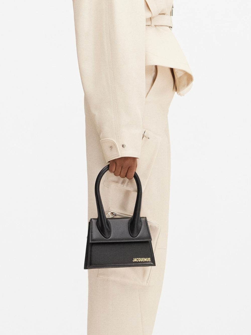 Jacquemus Le Chiquito Moyen Black Bag - Hilstor