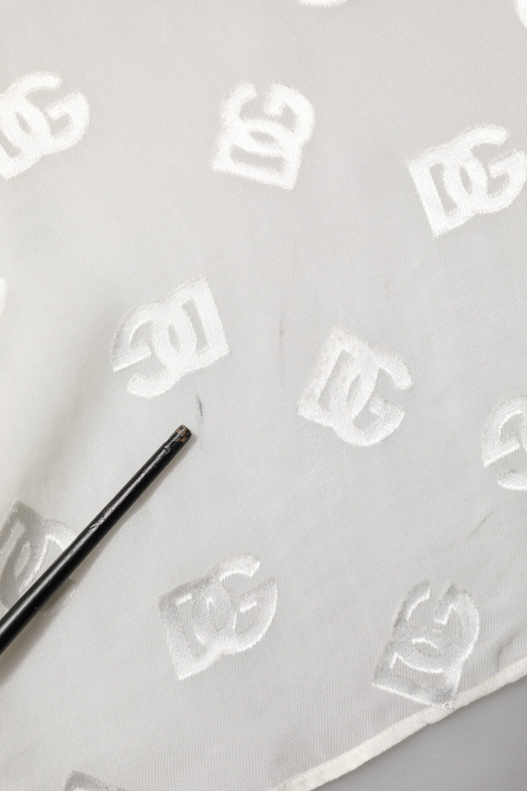 Dolce &amp; Gabbana Off White Logo Monogram Ascot-kravetop