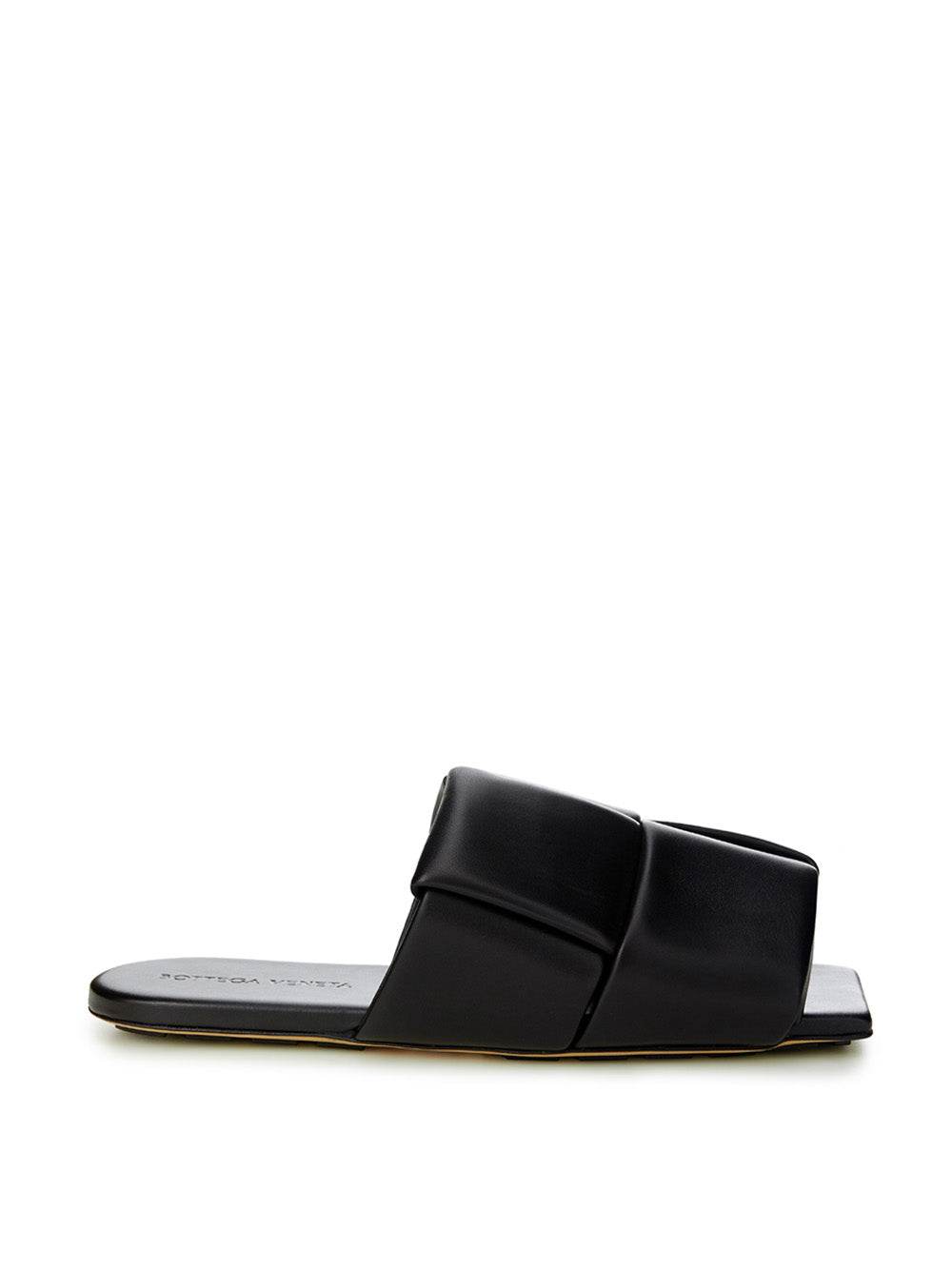 Bottega Veneta Elegant Black Leather Sandals - Hilstor