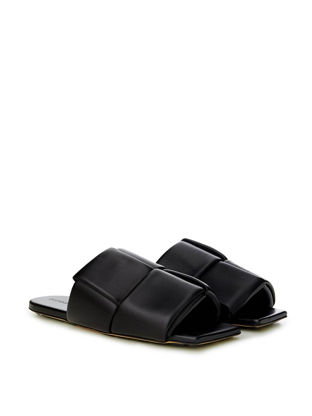 Bottega Veneta Elegant Black Leather Sandals - Hilstor