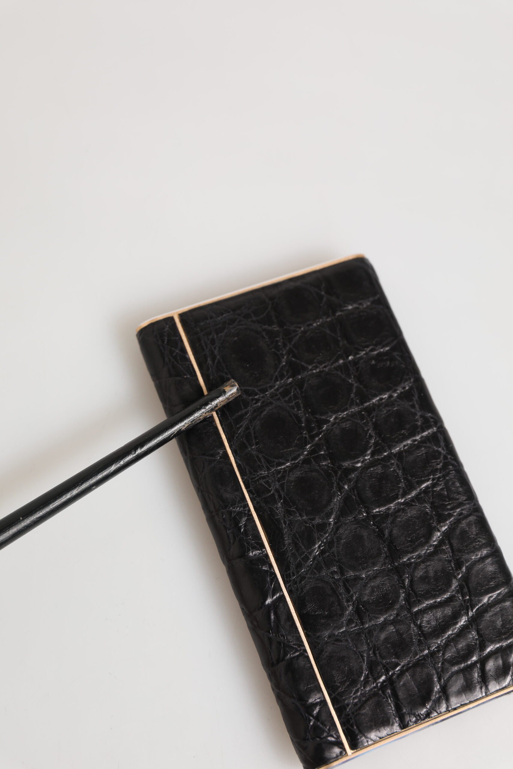 Dolce &amp; Gabbana Svart Läder Exotisk Hud 3000mAh Powerbank Laddare USB