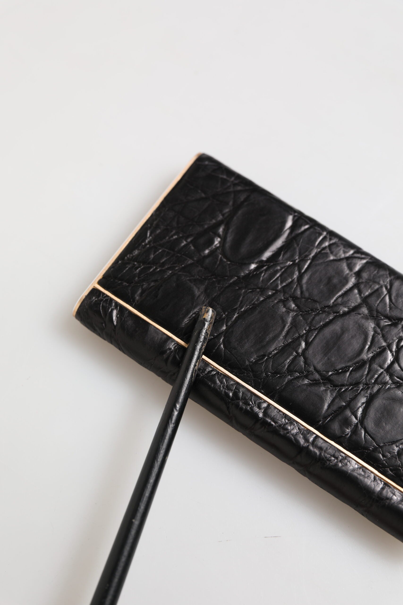 Dolce &amp; Gabbana Svart Läder Exotisk Hud 3000mAh Powerbank Laddare USB