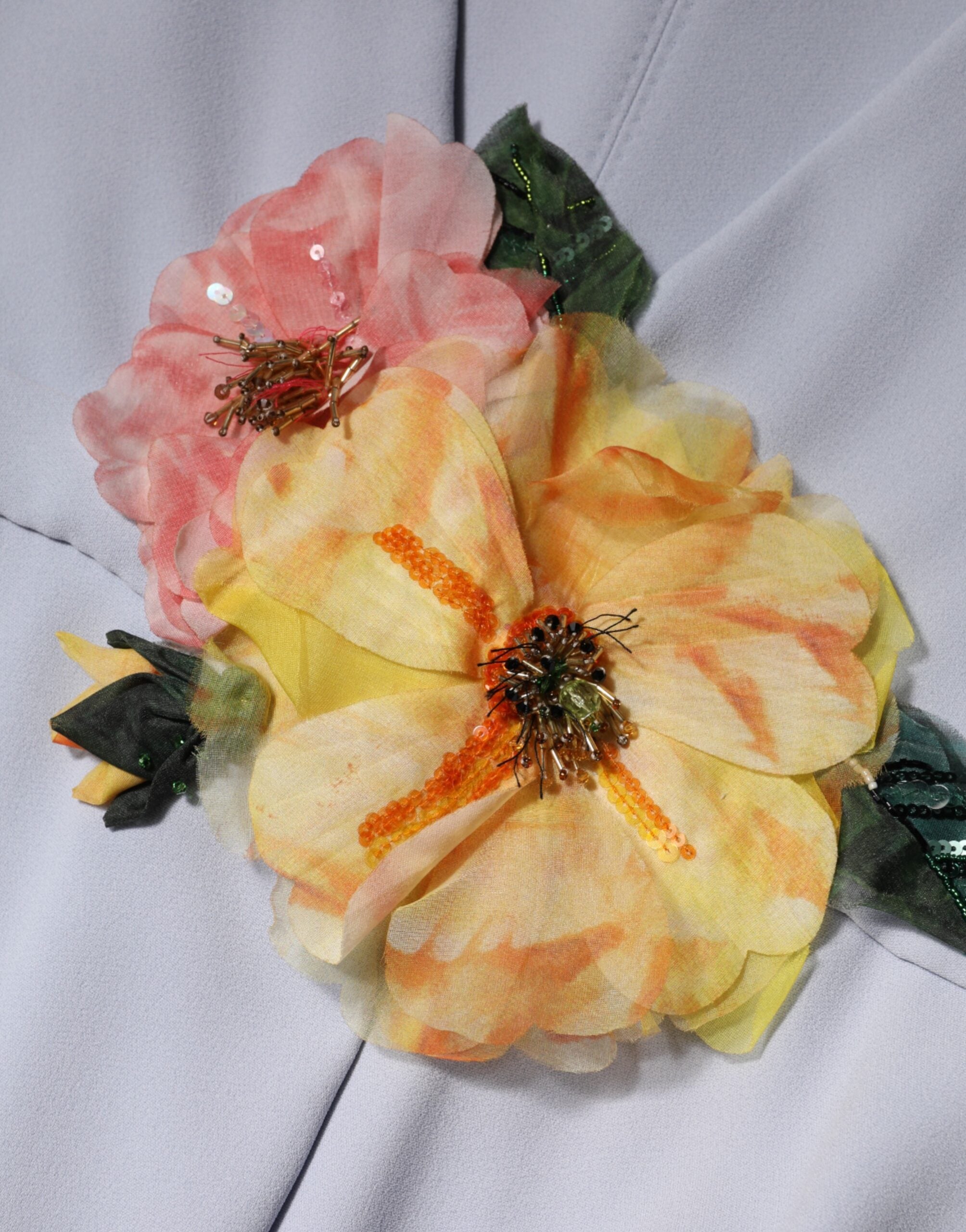 Dolce &amp; Gabbana Ljusblå Viskosblandad Klänning med Blommig Applikation