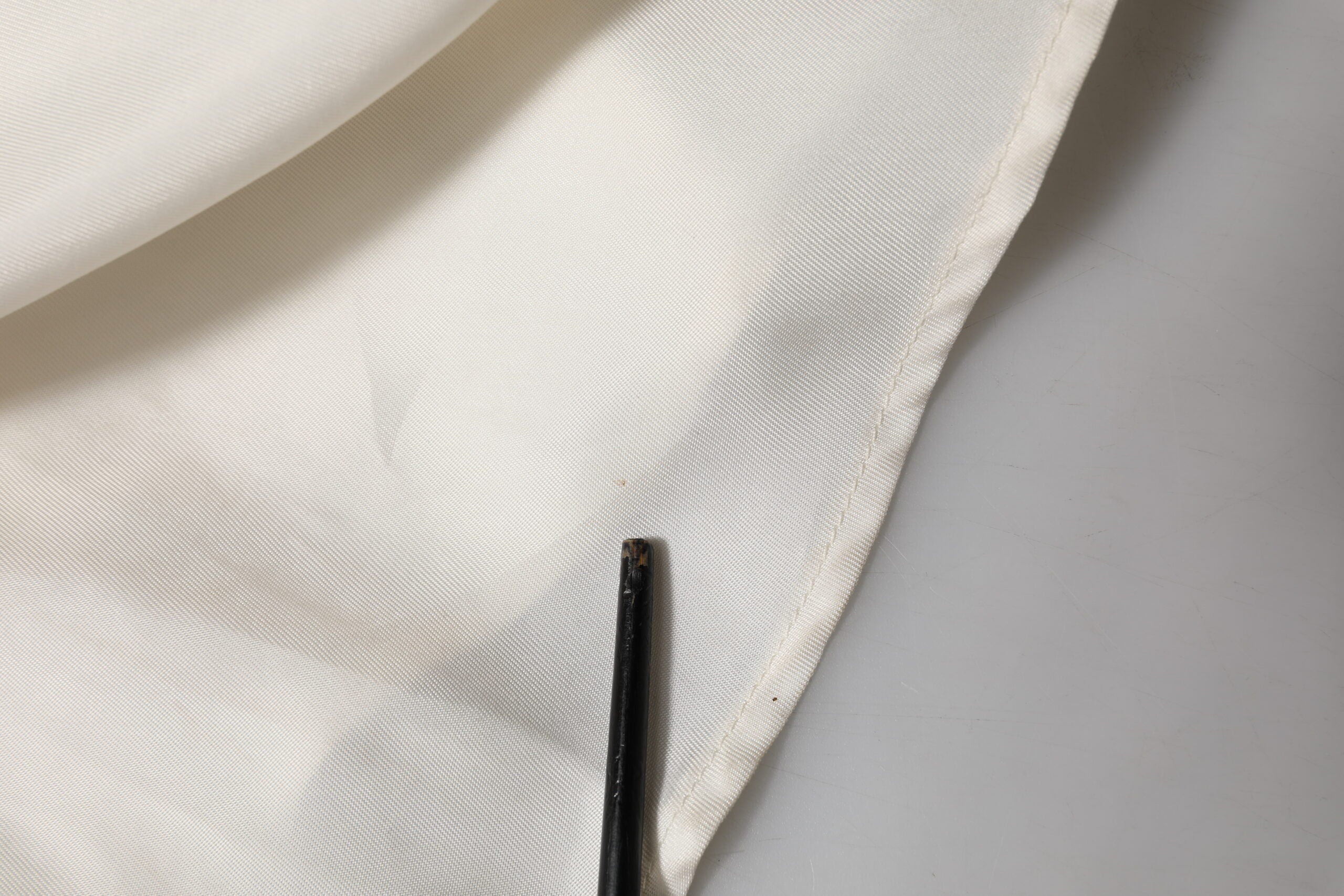 L'Autre Chose Ivory White ärmlös Maxi Cupro Viscose Klänning