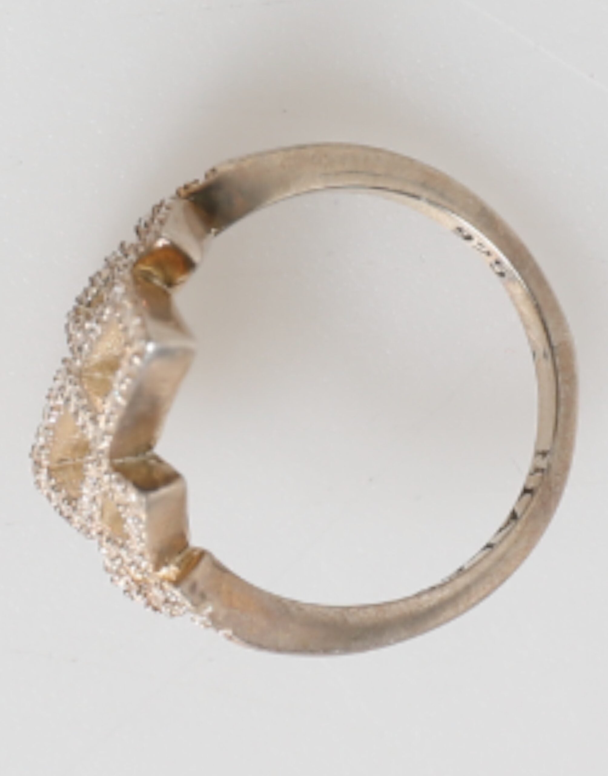 Nialaya Geometrisk Diamantformet Pave CZ Krystal Smykkering
