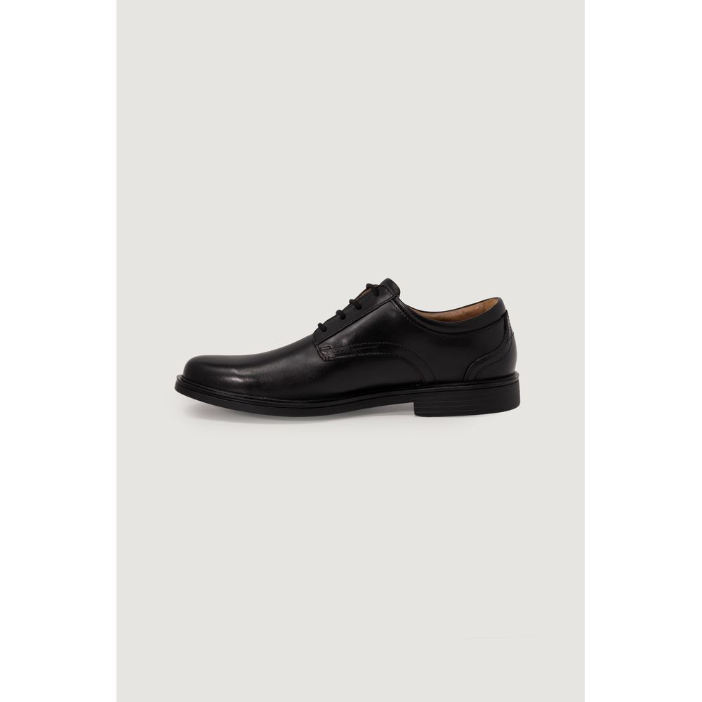 Clarks sorte læder oxfords og derbies