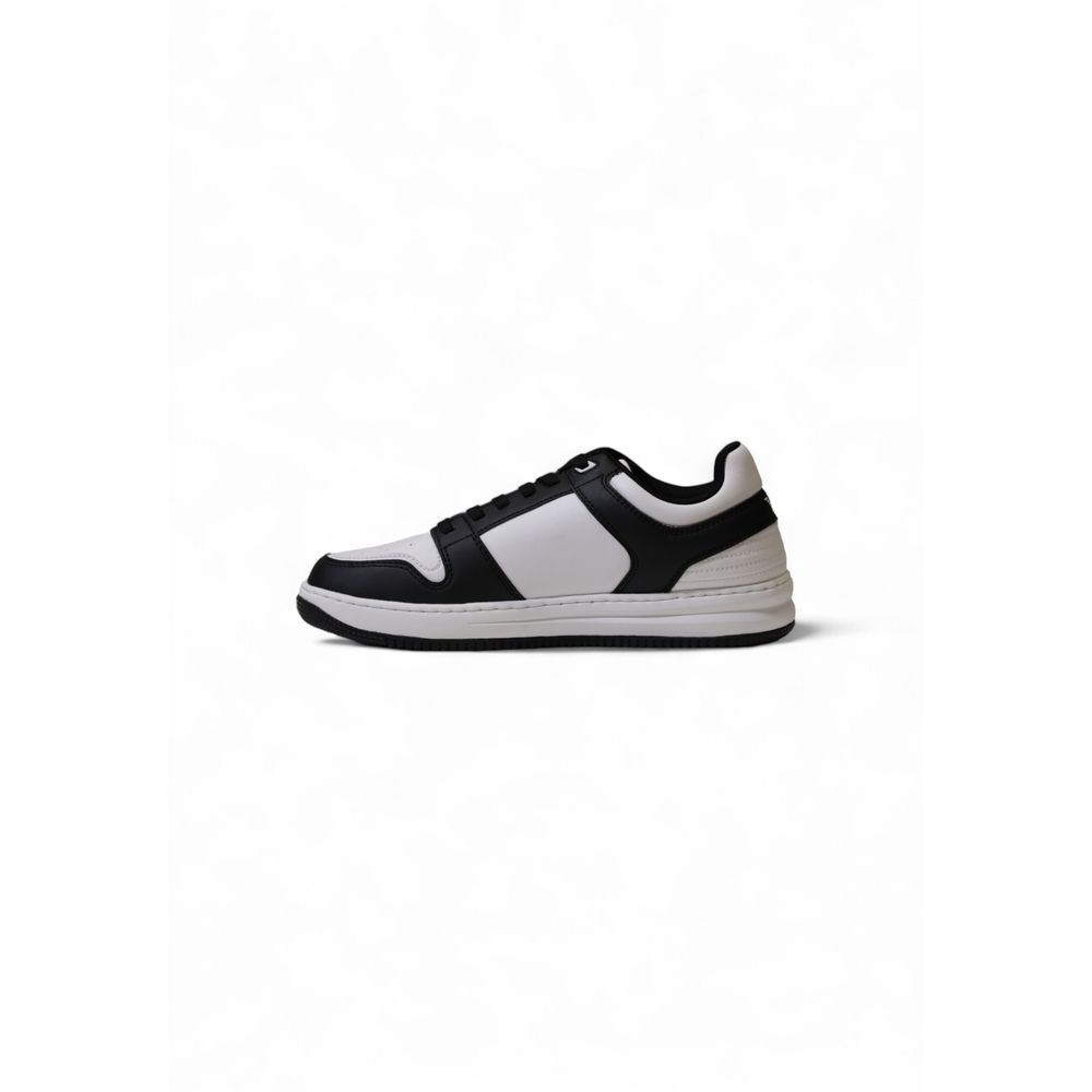 EA7 Emporio Armani sort og hvid polyester sneaker
