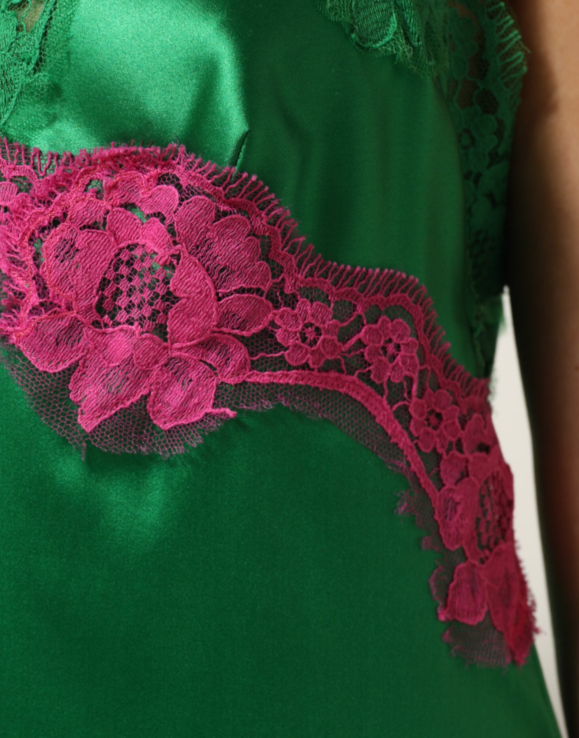 Dolce & Gabbana Grøn Blomsterkjole med Blonde og Frynser i Lingeri