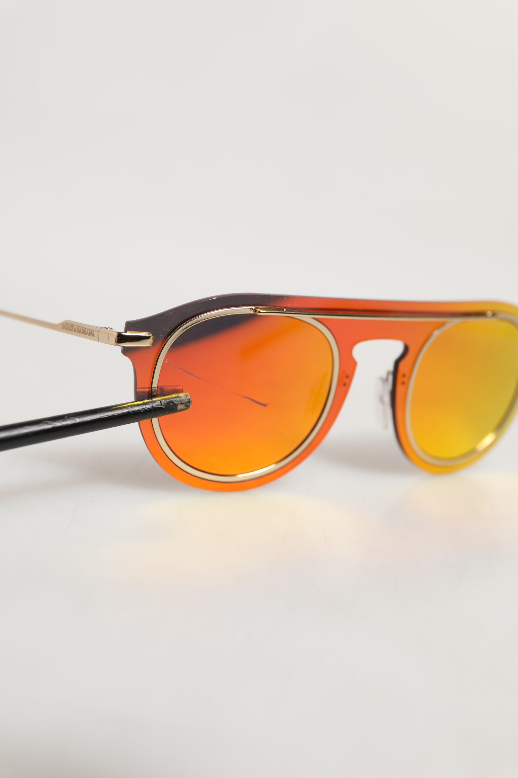 Dolce & Gabbana DG2169 solbriller med metalstel og runde skærme