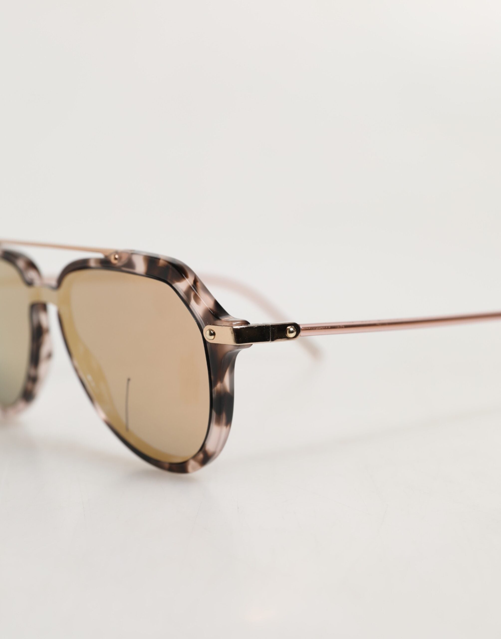 Dolce & Gabbana DG4330 skildpaddeskjold Aviator solbriller med stel