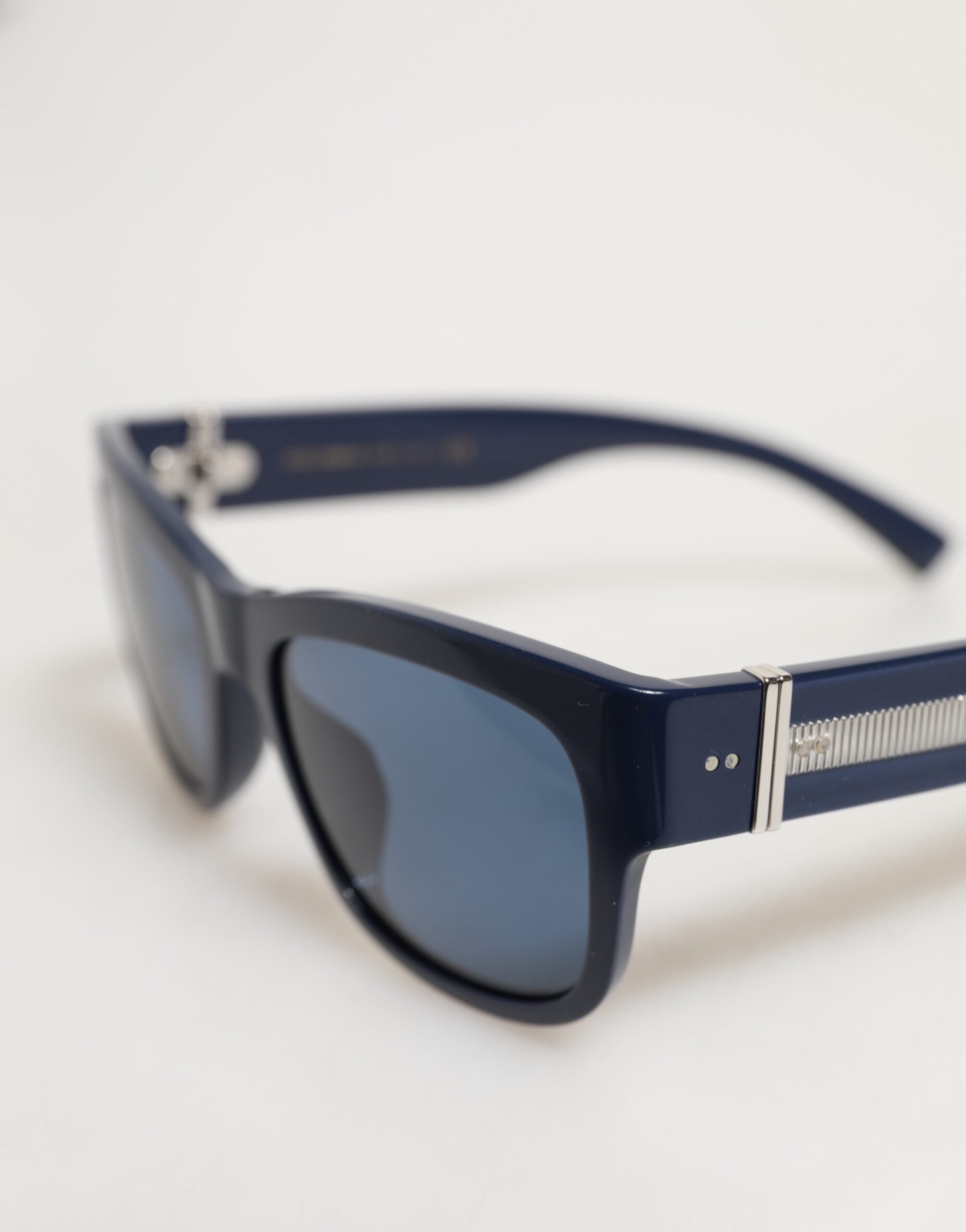 Dolce &amp; Gabbana solbriller med blå acetatstel og polariserede glas