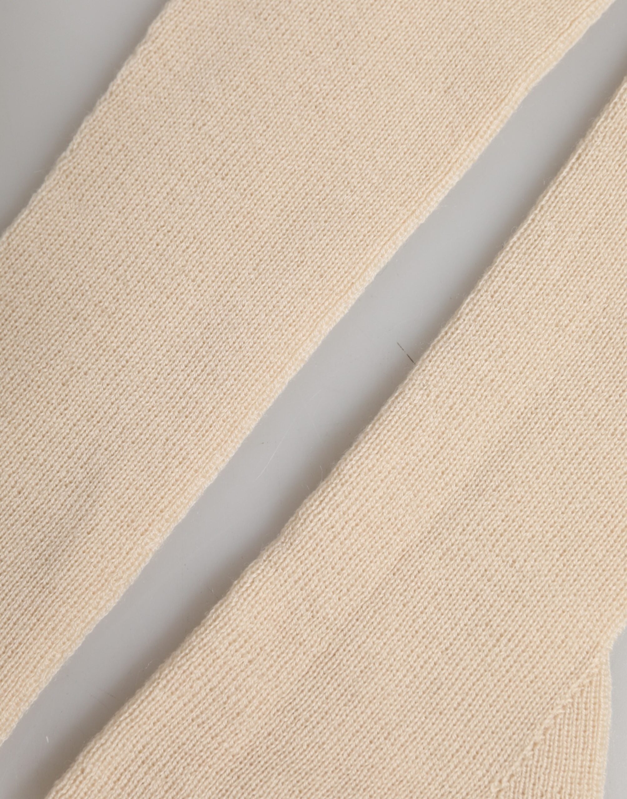 Dolce &amp; Gabbana Beige Ull Fingerlösa Armbågslånga Damhandskar