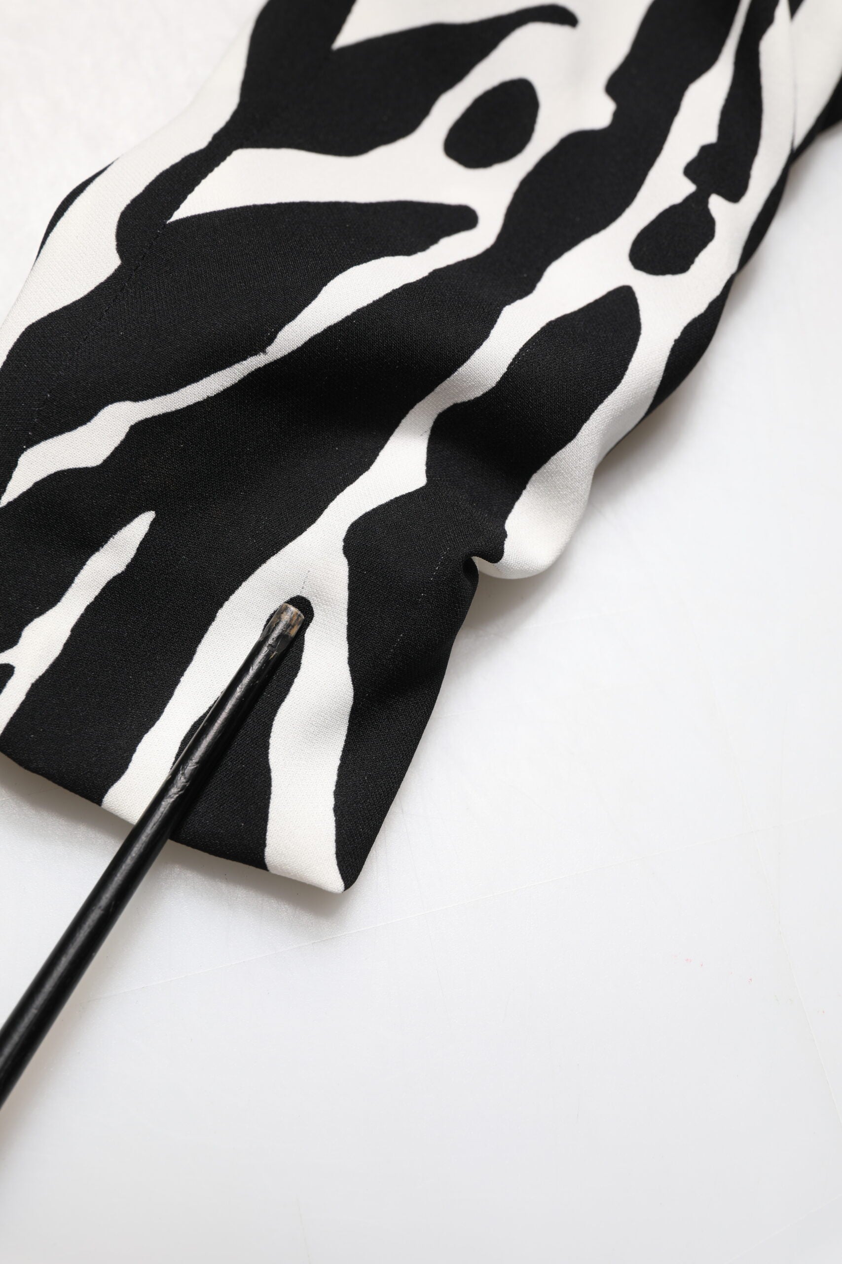 Dolce &amp; Gabbana Sort/Hvid Zebra Silke Minikjole