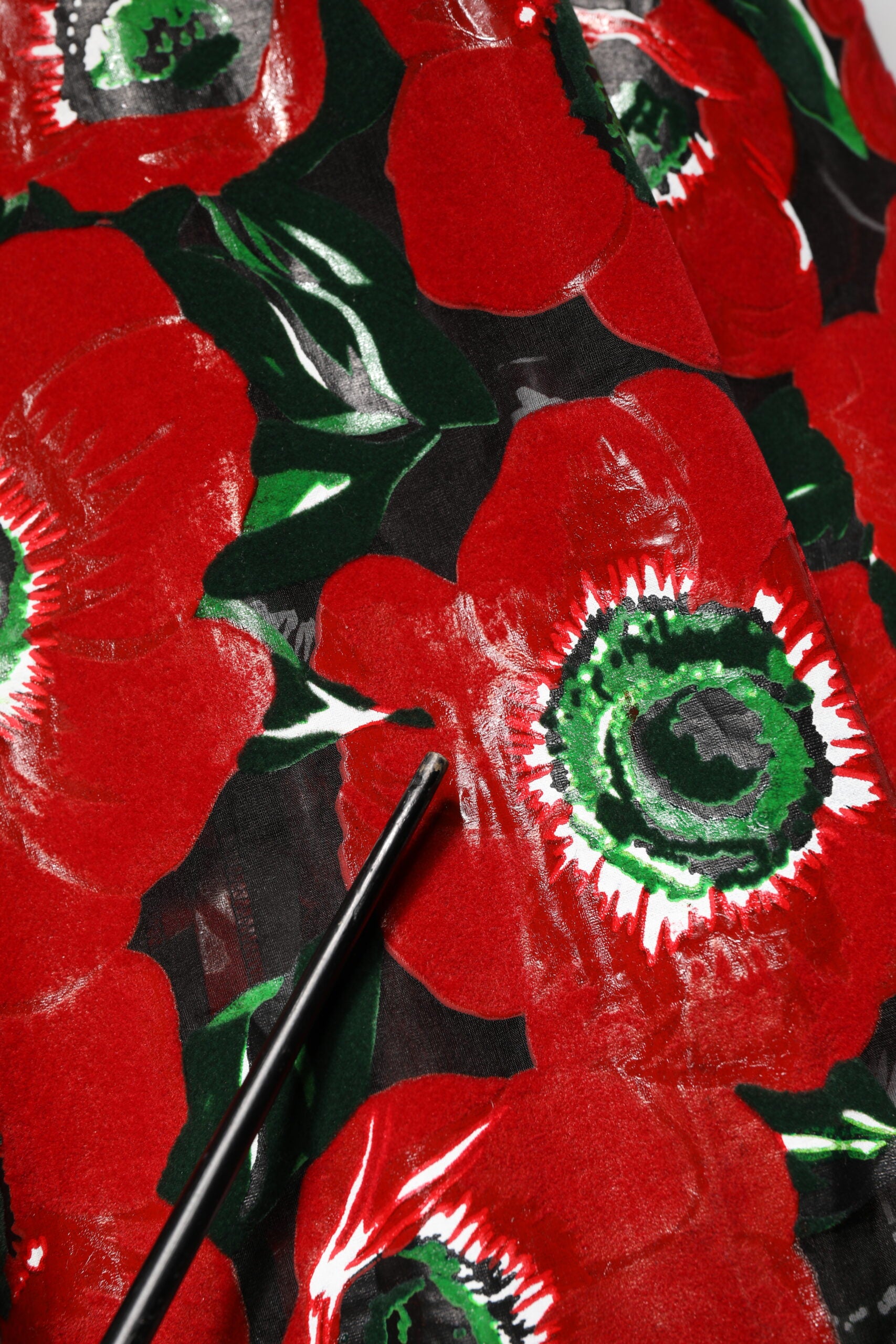 Dolce &amp; Gabbana Rød Blomsterprint Nylon A-formet Midikjole