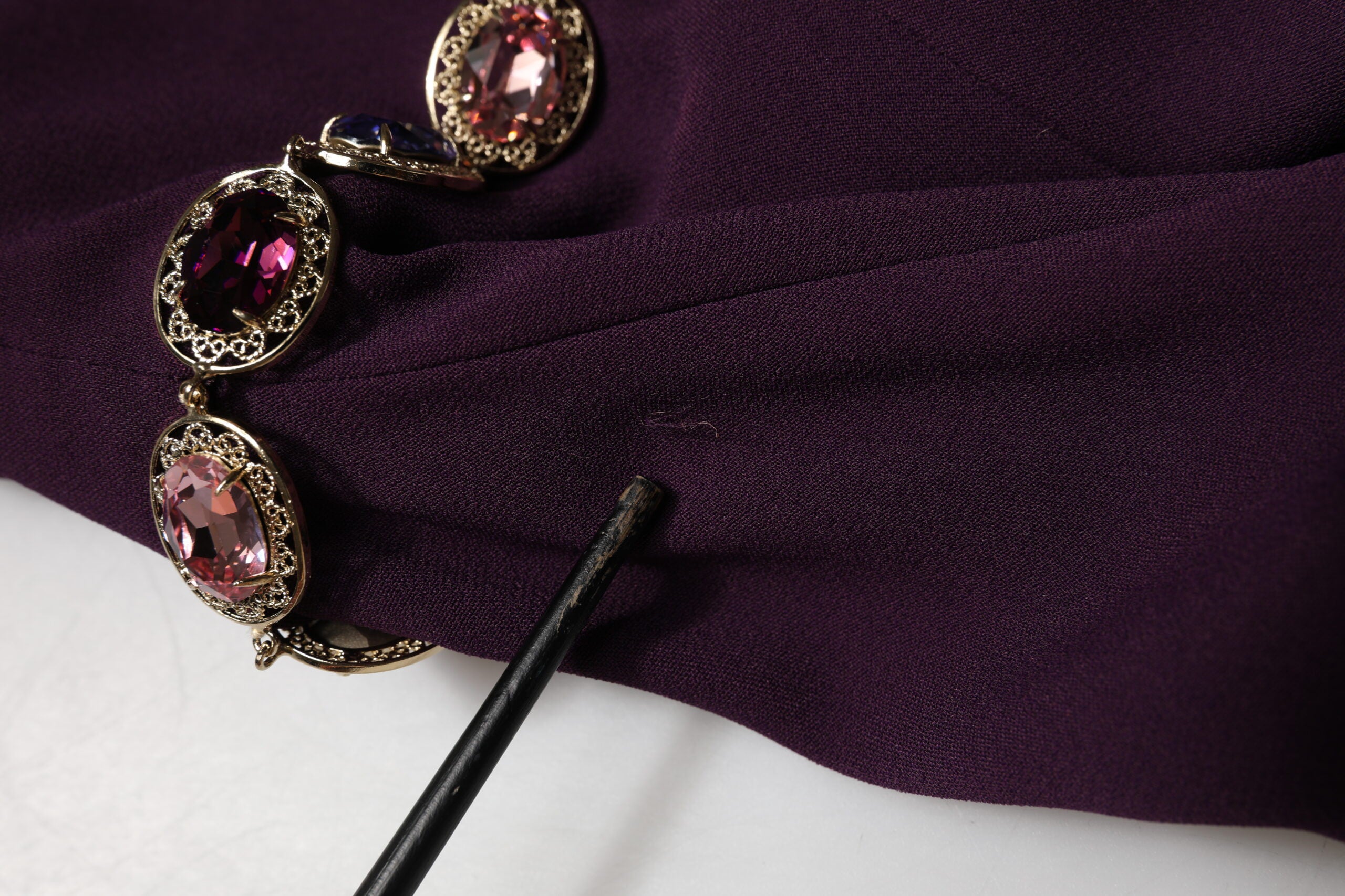 Dolce &amp; Gabbana Violet Udsmykket Havfruekjole med Skede