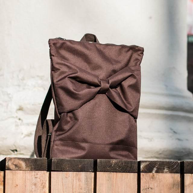 Waterproof Brown Bow Backpack – Stylish & Functional for Everyday Use – Made in Europe - Hilstor