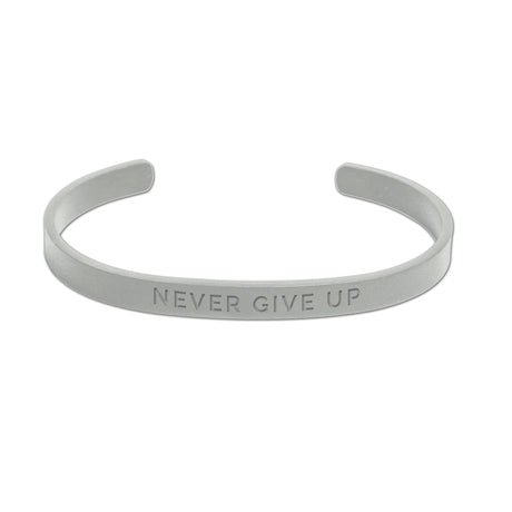 NEVER GIVE UP / meestele