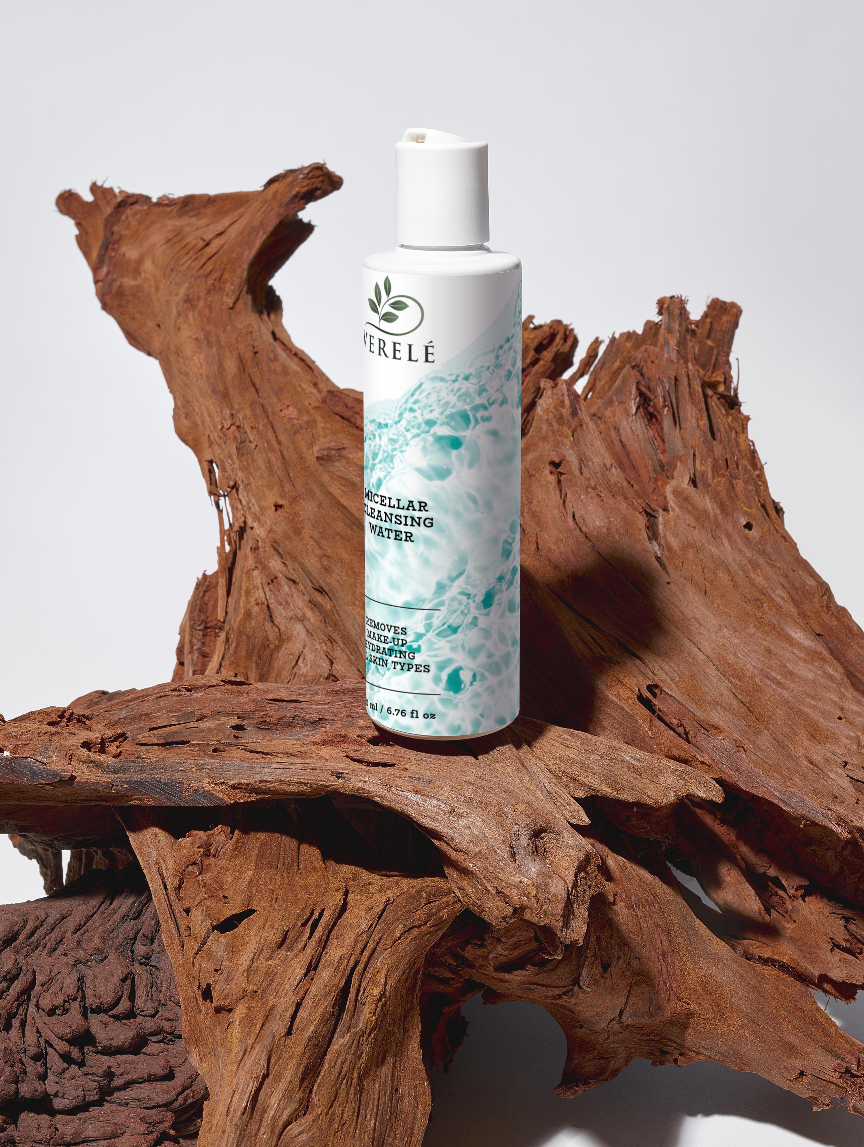 Fugtgivende micellarrens – Fjerner makeup og urenheder – COSMOS ORGANIC-certificeret, fremstillet i Europa af Verelé, 200 ml / 6,76 fl oz