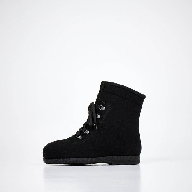 Felt Boots 724 – Made in Europe, Warm & Lightweight Wool Boots, Non-Slip Soles, Ideal for Cold Weather - Hilstor